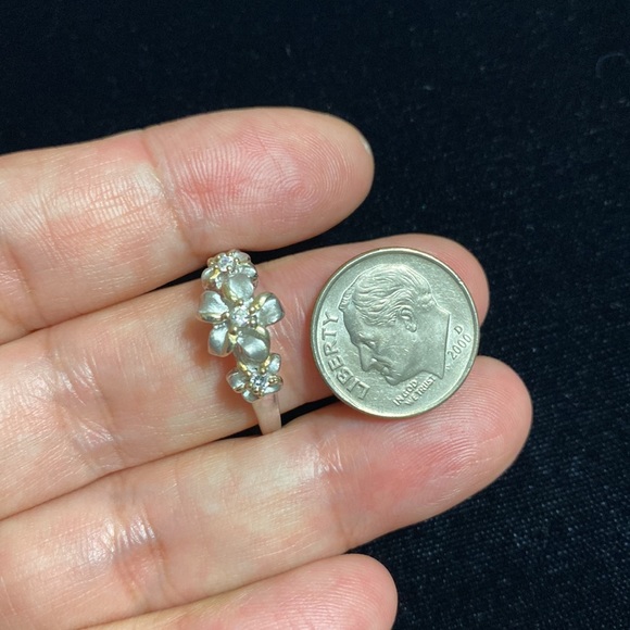 🖤Plumeria💕Sterling silver ring - Picture 10 of 10